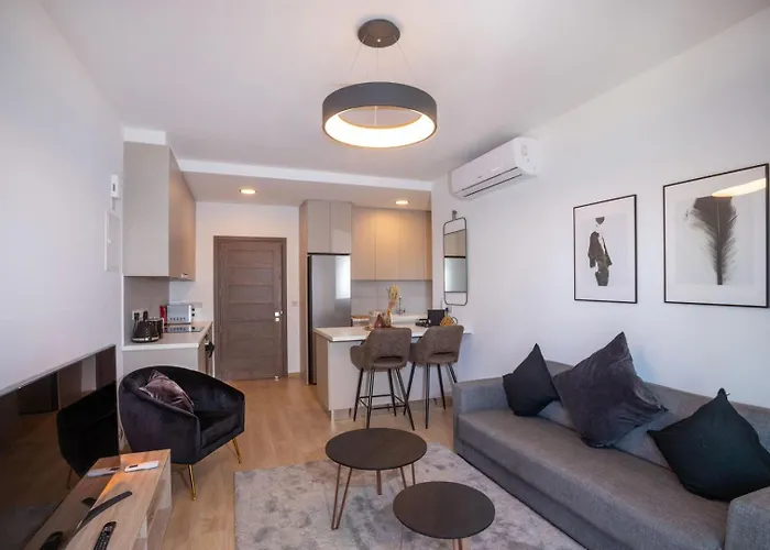 Crown Hall Suites