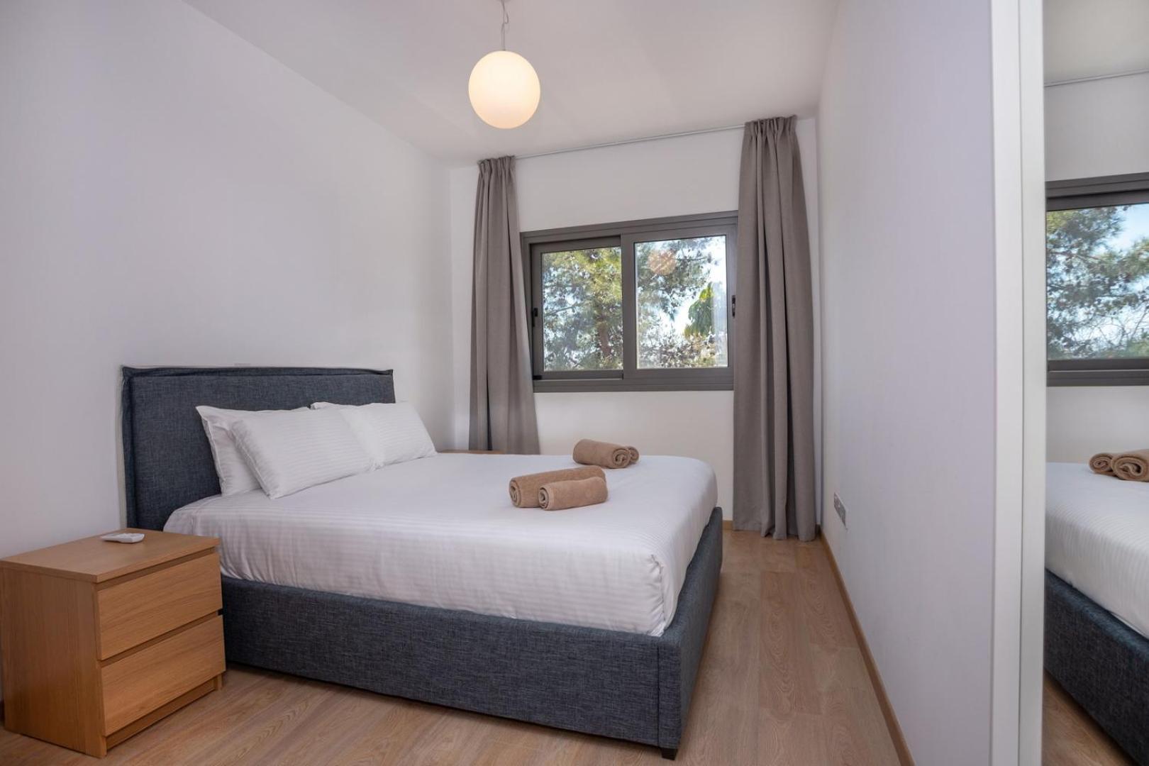 Crown Hall Apartment