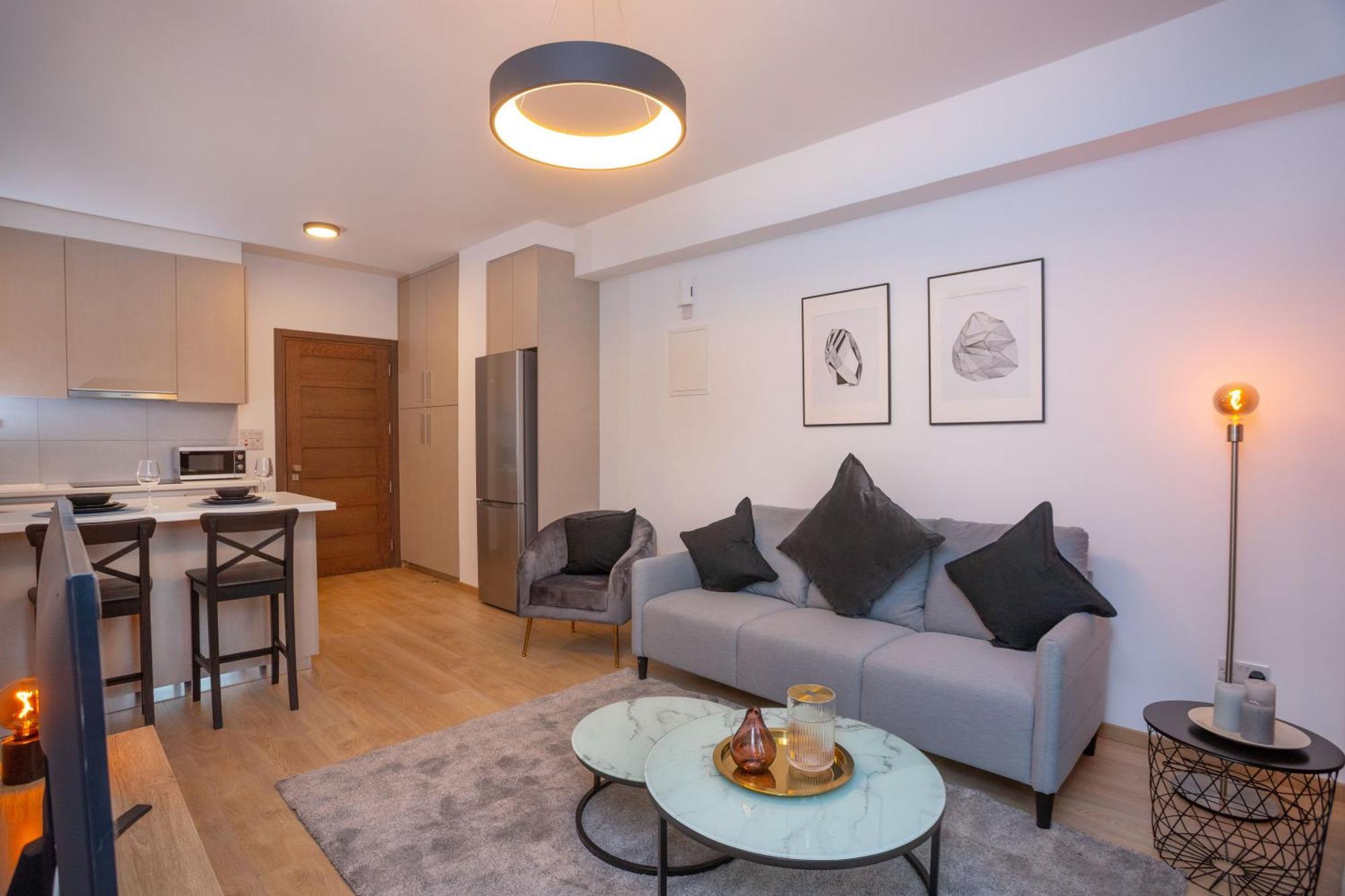 Apartment Crown Hall *