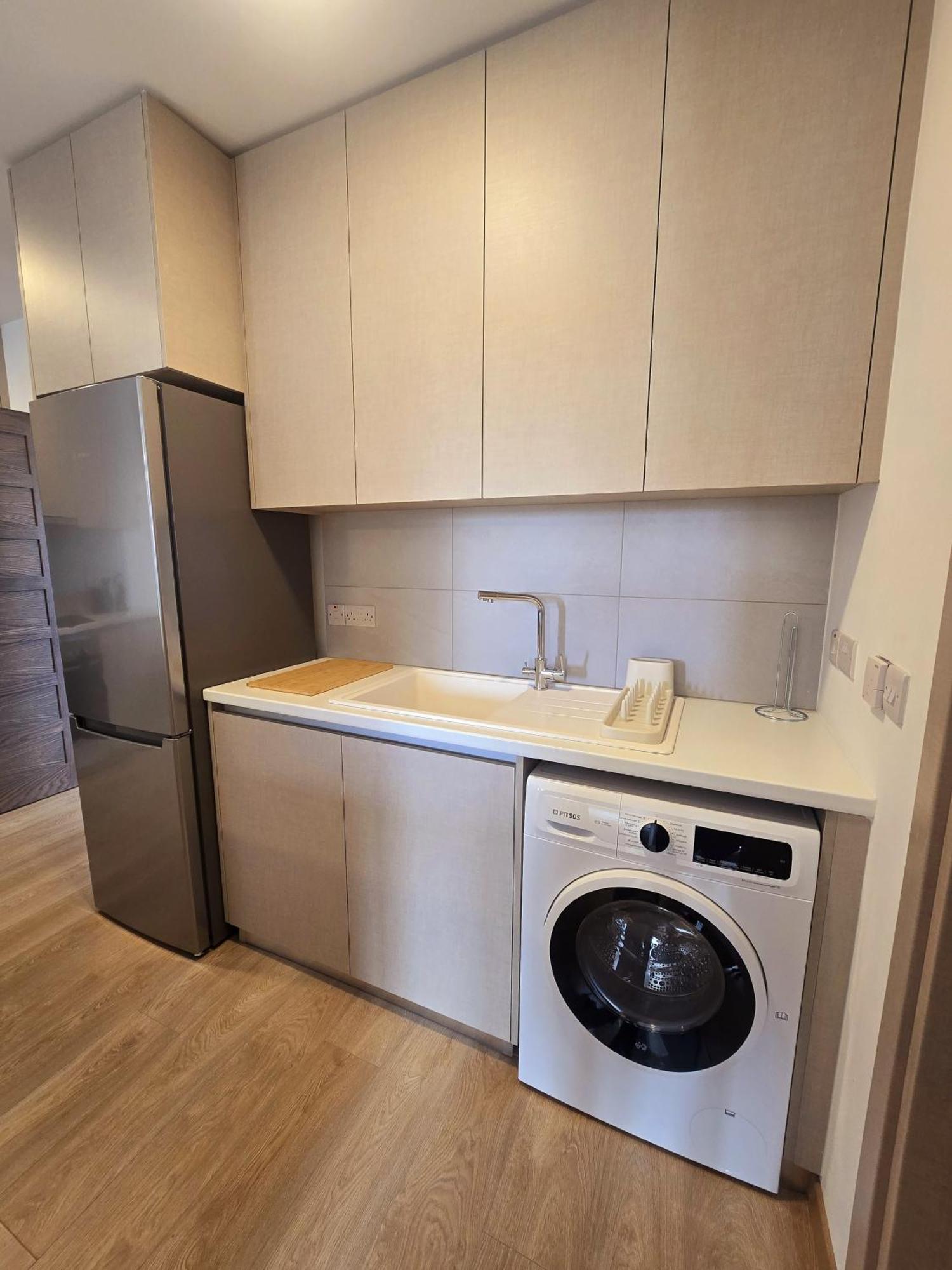 Crown Hall Apartment